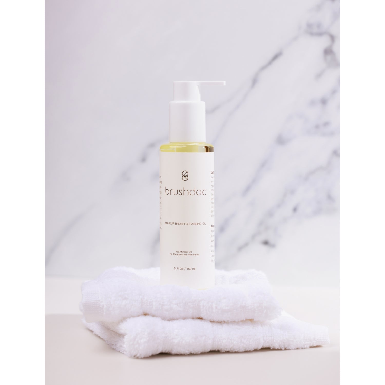 Brushdoc makeup brush cleansing oil 150ml (British brand)