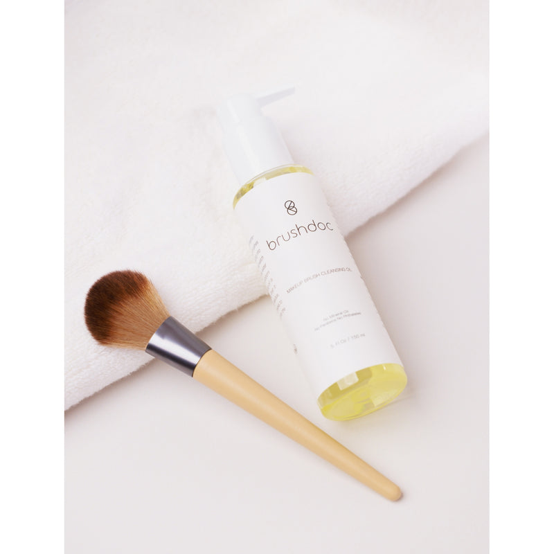 Brushdoc makeup brush cleansing oil 150ml (British brand)
