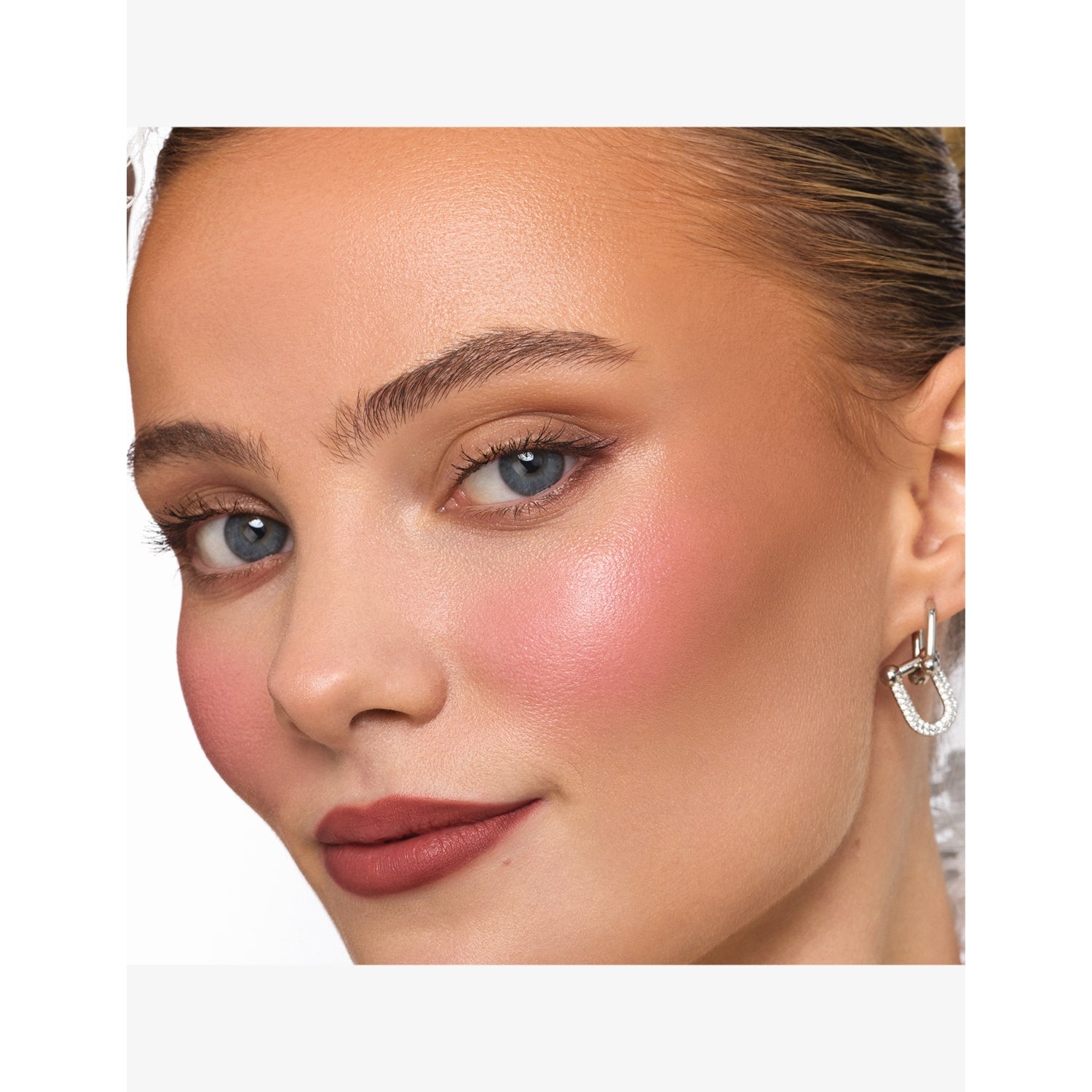 Moonglaze multi-use make-up brush 29g - British product
