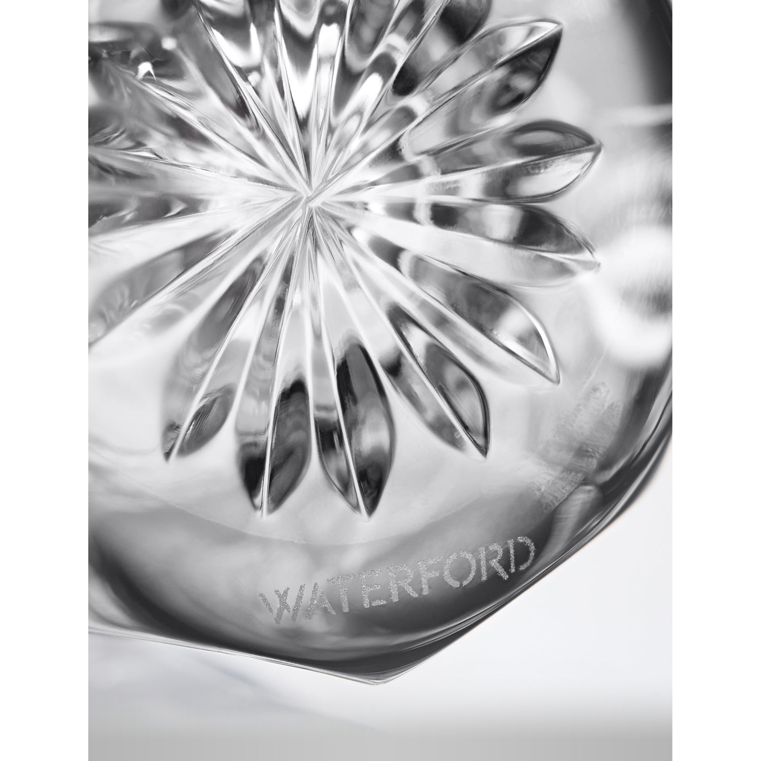 Waterford Lismore bud crystal glass vase 25cm (British brand)