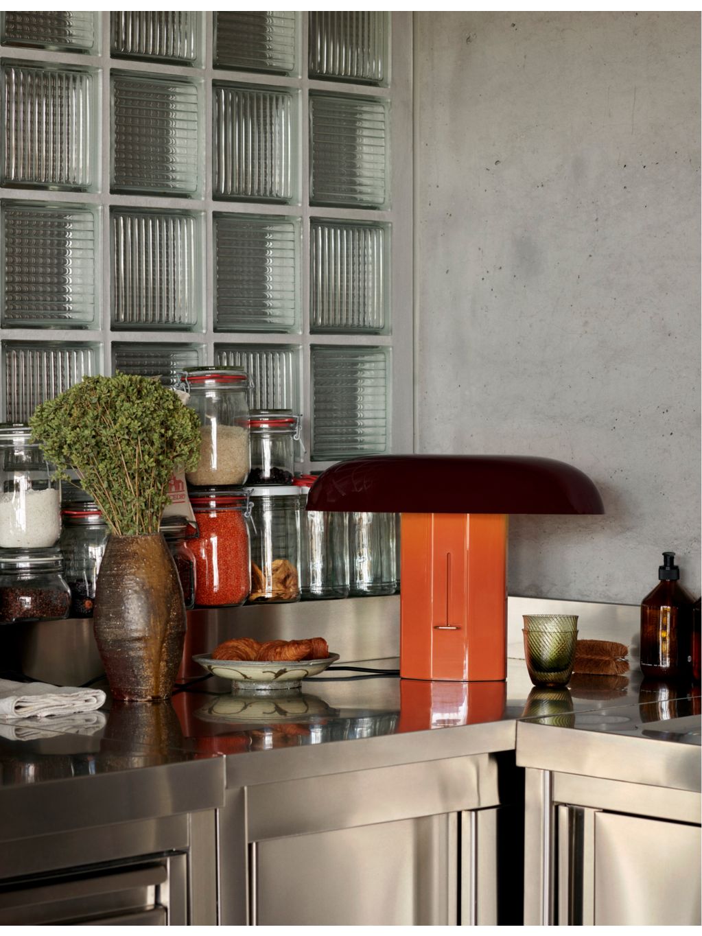 &Tradition Montera table lamp aluminium and brass - British product