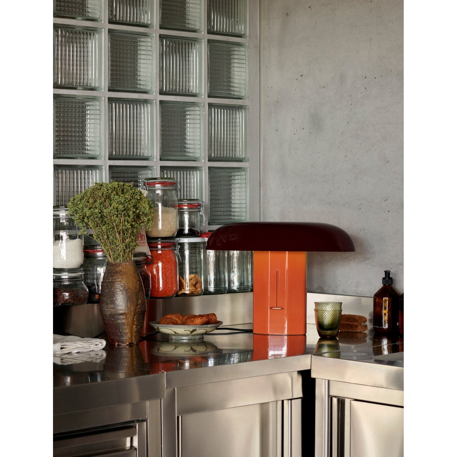 &Tradition Montera table lamp aluminium and brass - British product