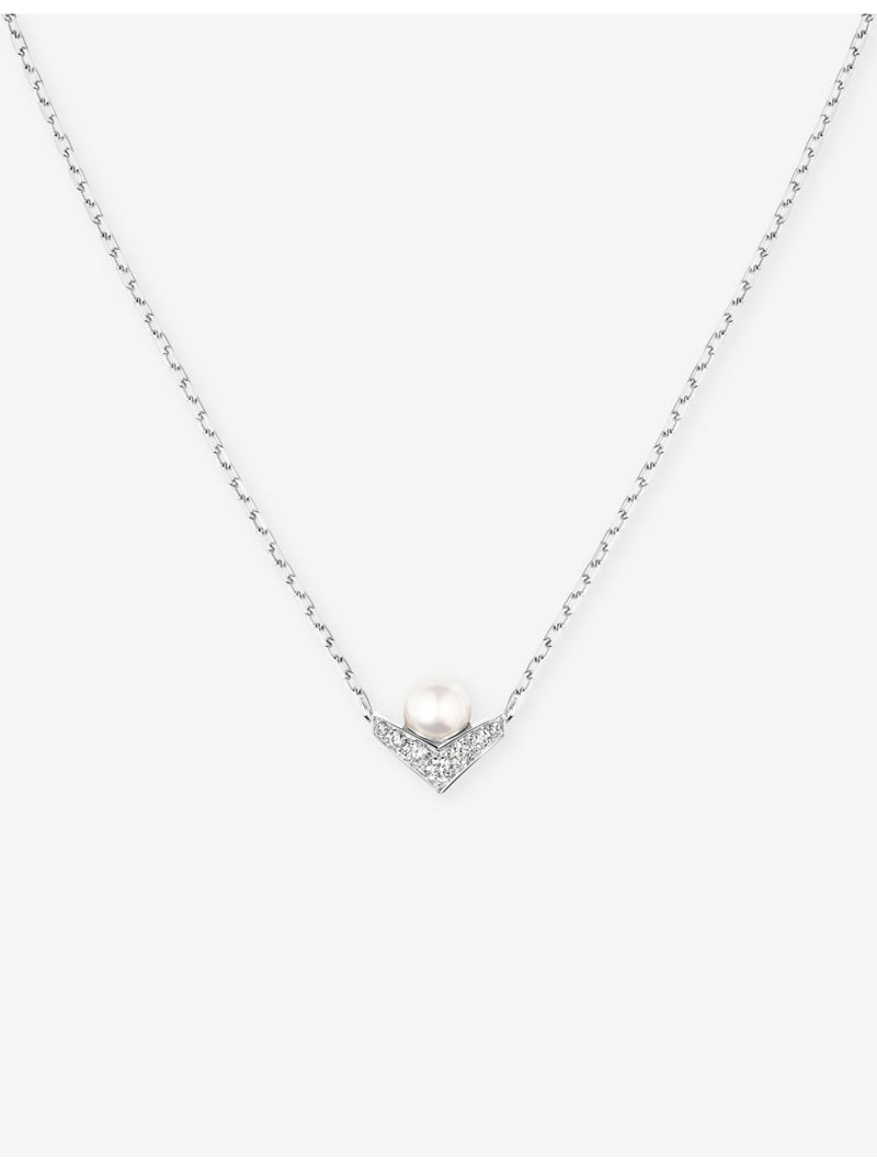 Chaumet Joséphine Aigrette diamond and Akoya pearl pendant - British product