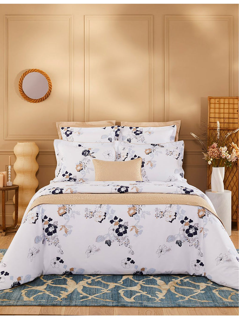 Yves Delorme Souvenir quilted cotton and silk bedcover, UK version
