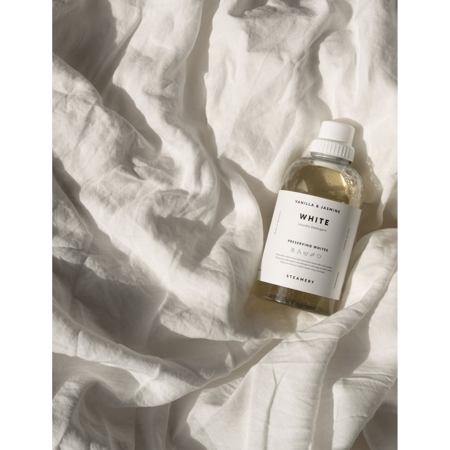 Steamery white laundry detergent 750ml, imported from the UK