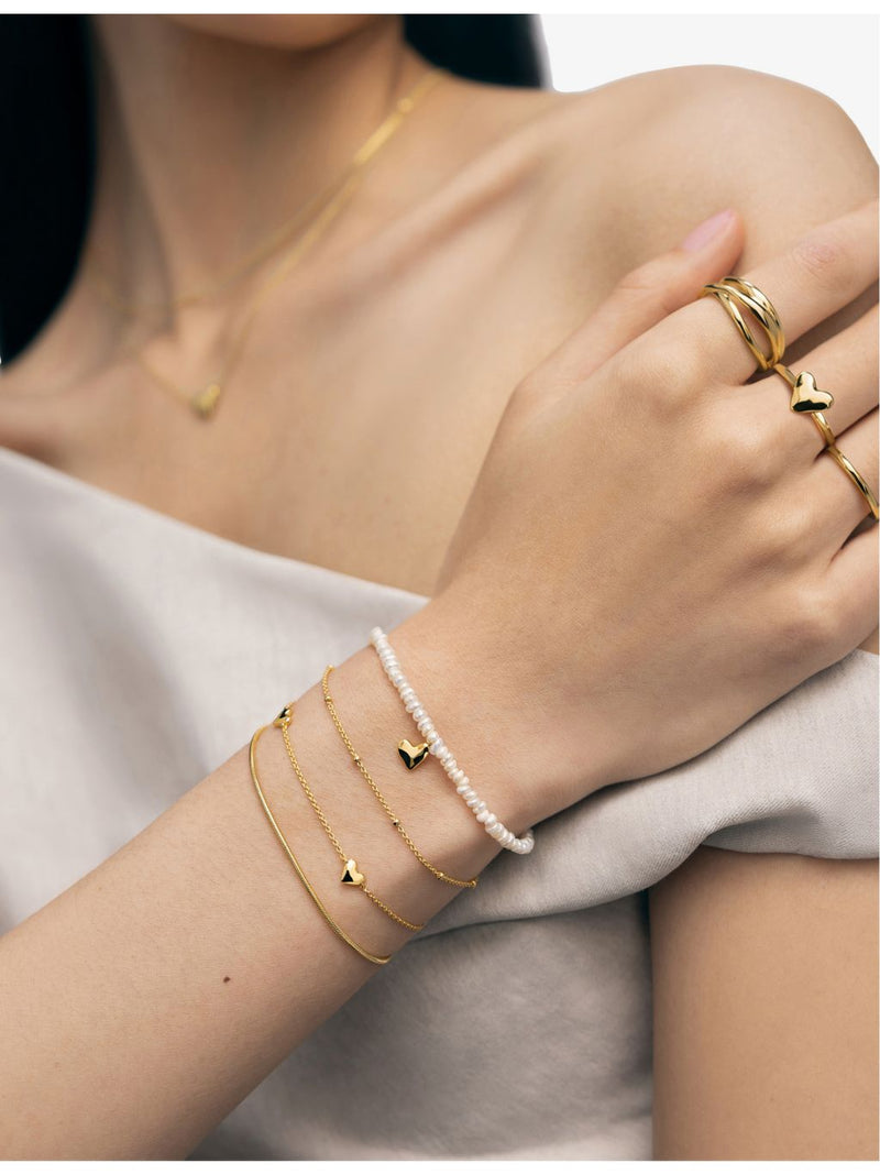 Monica Vinader heart mini pearl bracelet, imported from the UK