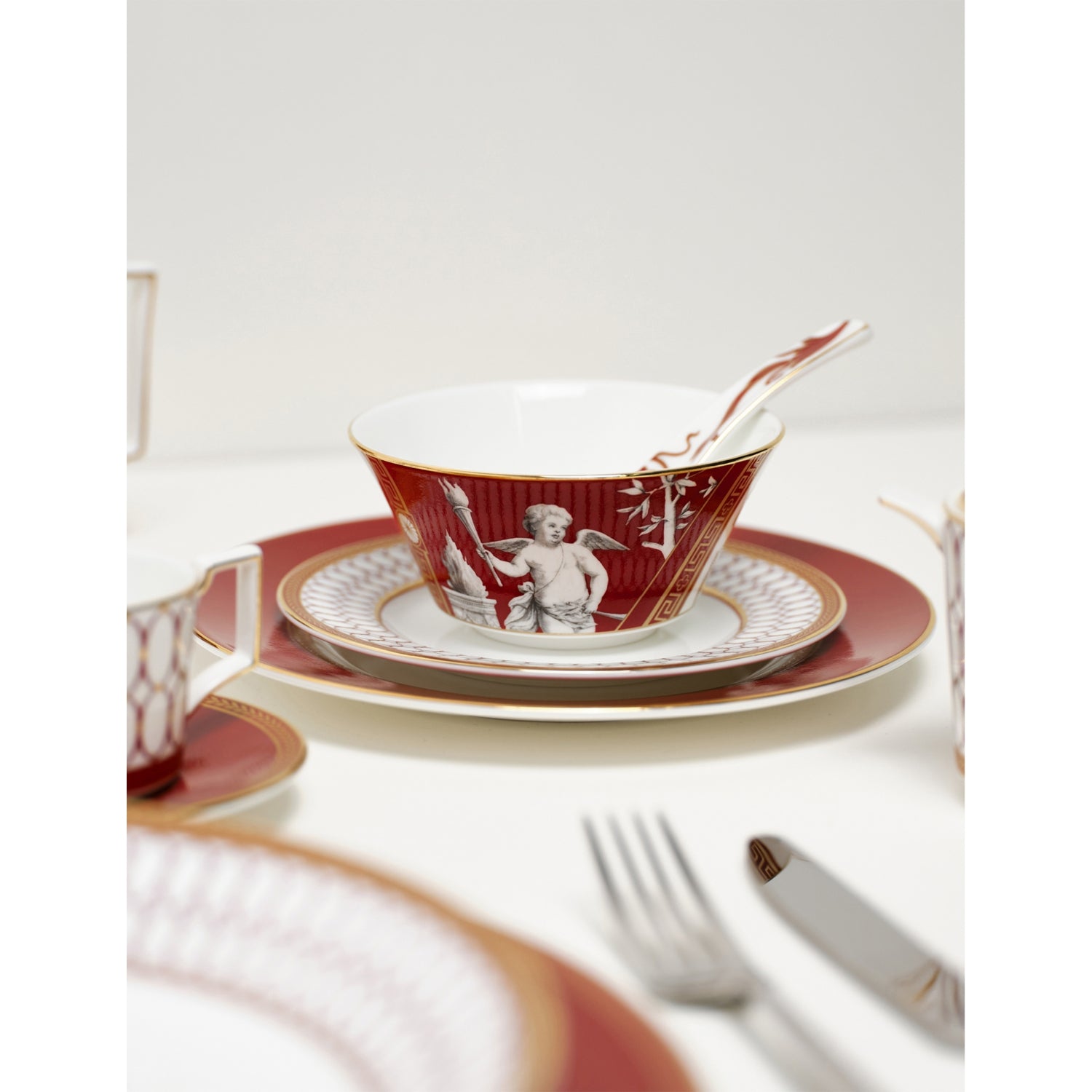 Wedgwood Renaissance Mix patterned bone china dinnerware set 8-piece (British brand)