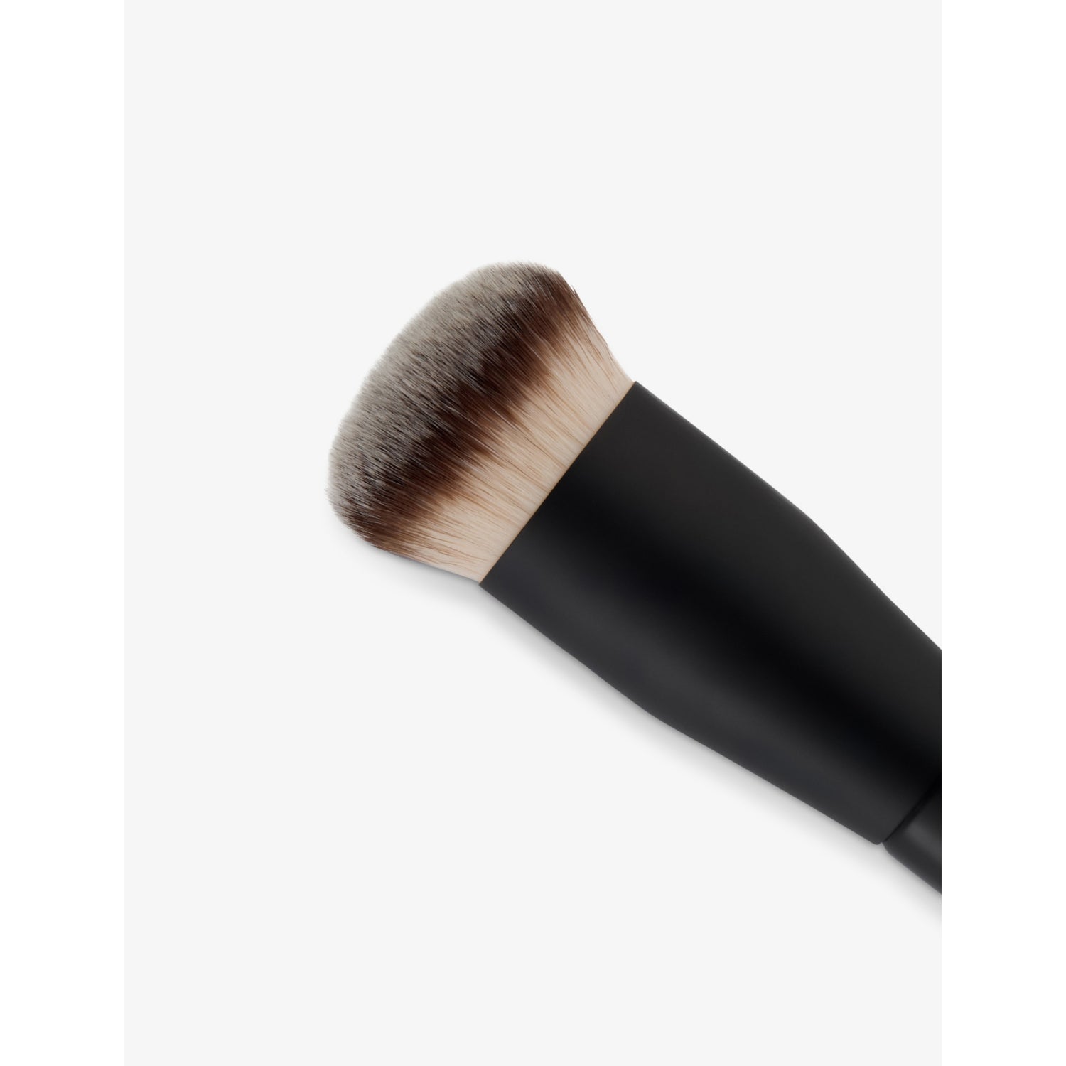 Lisa Eldridge seamless blend brush 31g (British brand)