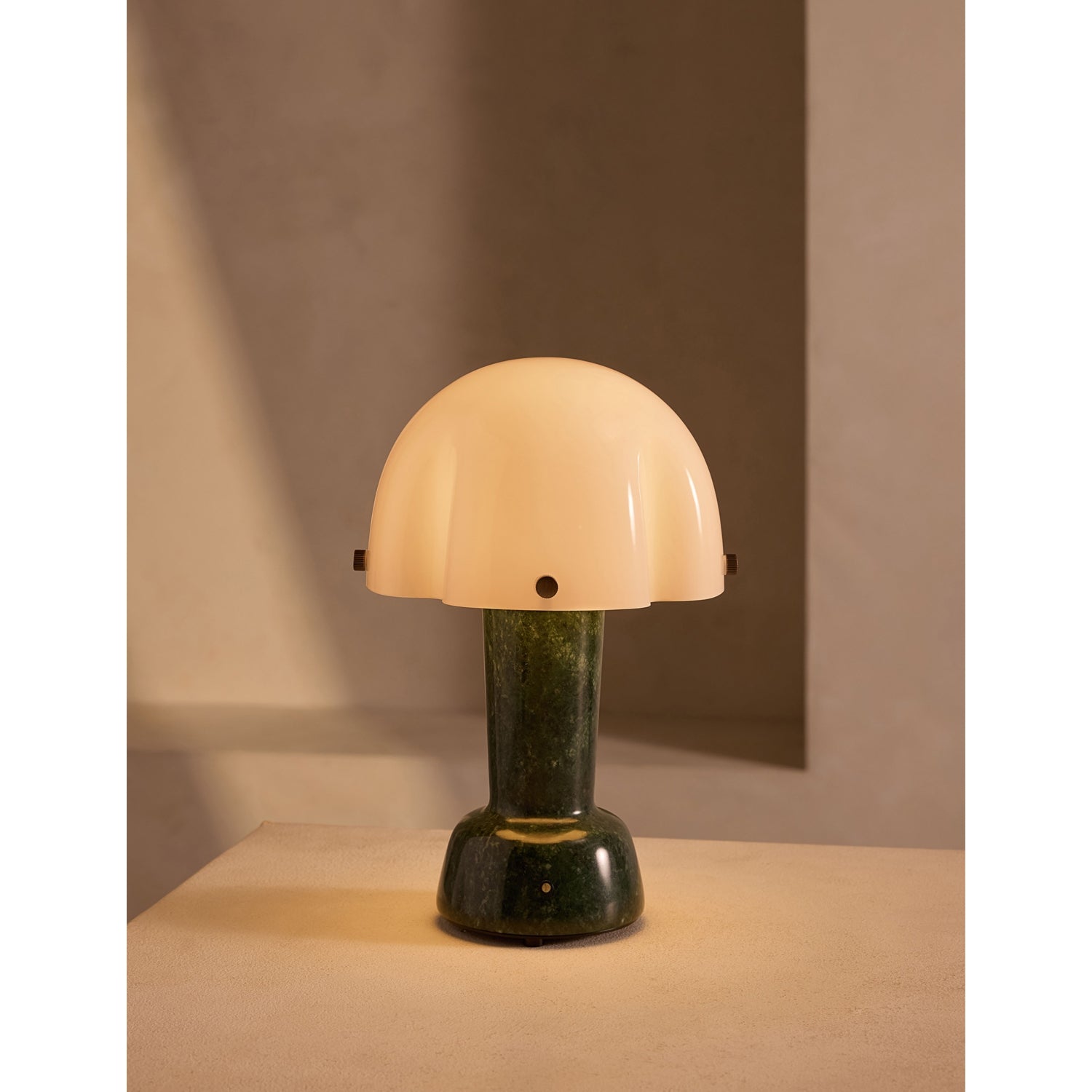 Soho Home Rio portable marble and glass lamp 27cm - British product