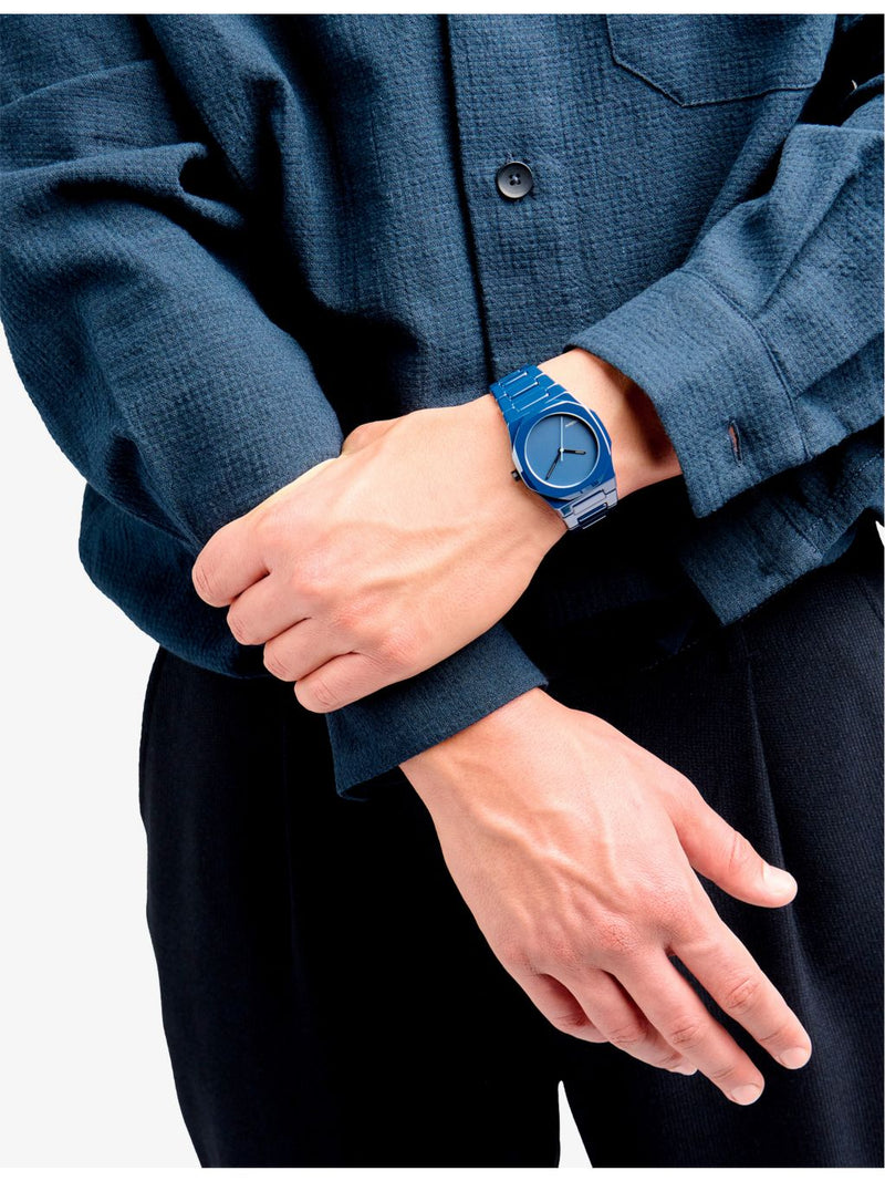 D1 Milano Pure Blue ceramic watch 37mm, UK version