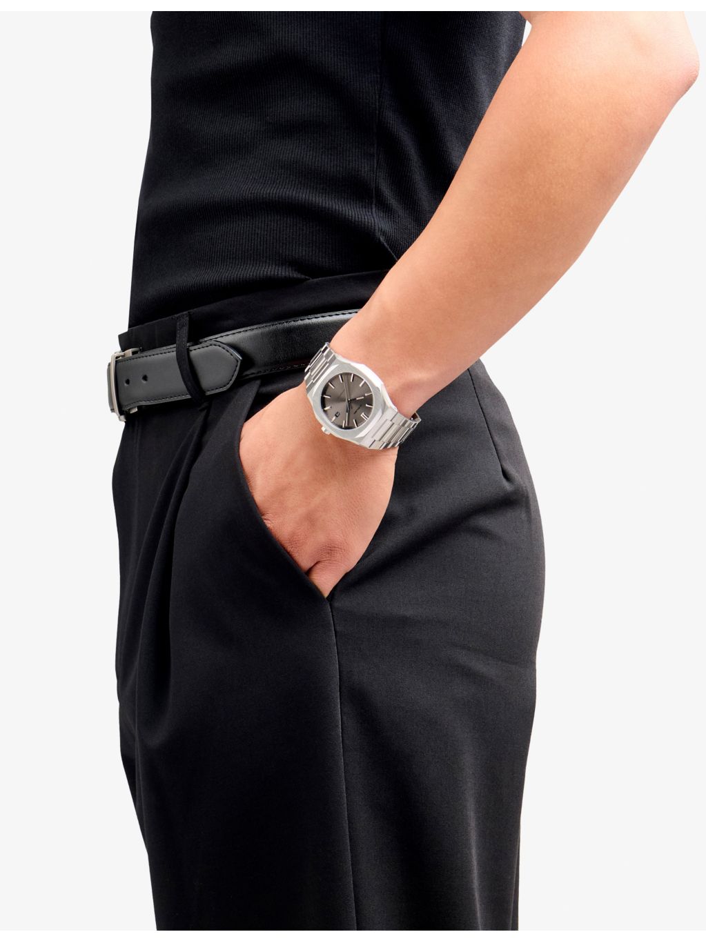 D1 Milano Obsidian automatic watch 41.5mm, UK version