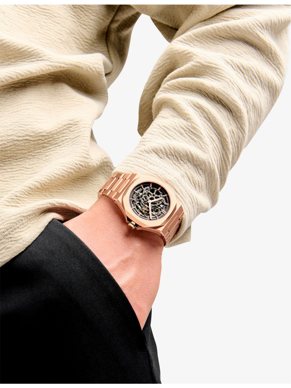 D1 Milano skeleton mechanical watch rose-gold 41.5mm - British product