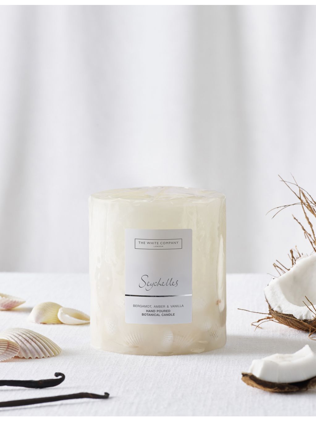 The White Company Seychelles mineral-wax candle 725g, UK version