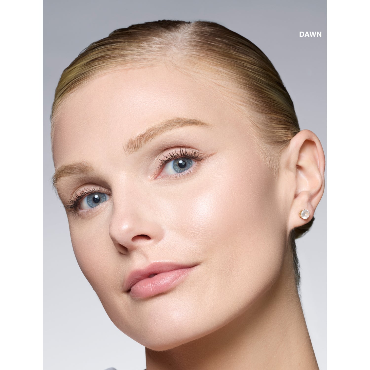 Morphe Cloudlight Soft Glow Veil Powder 9g - British product