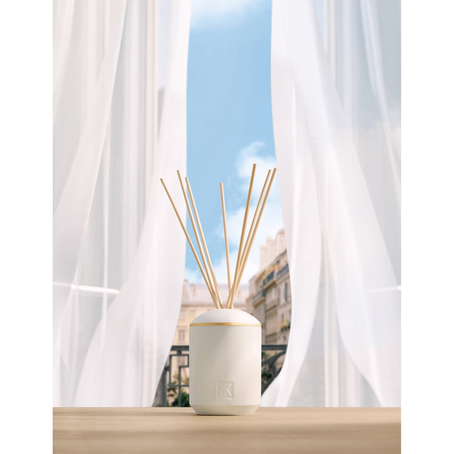 Maison Francis Kurkdjian Aqua Universalis reed diffuser 300ml, imported from the UK