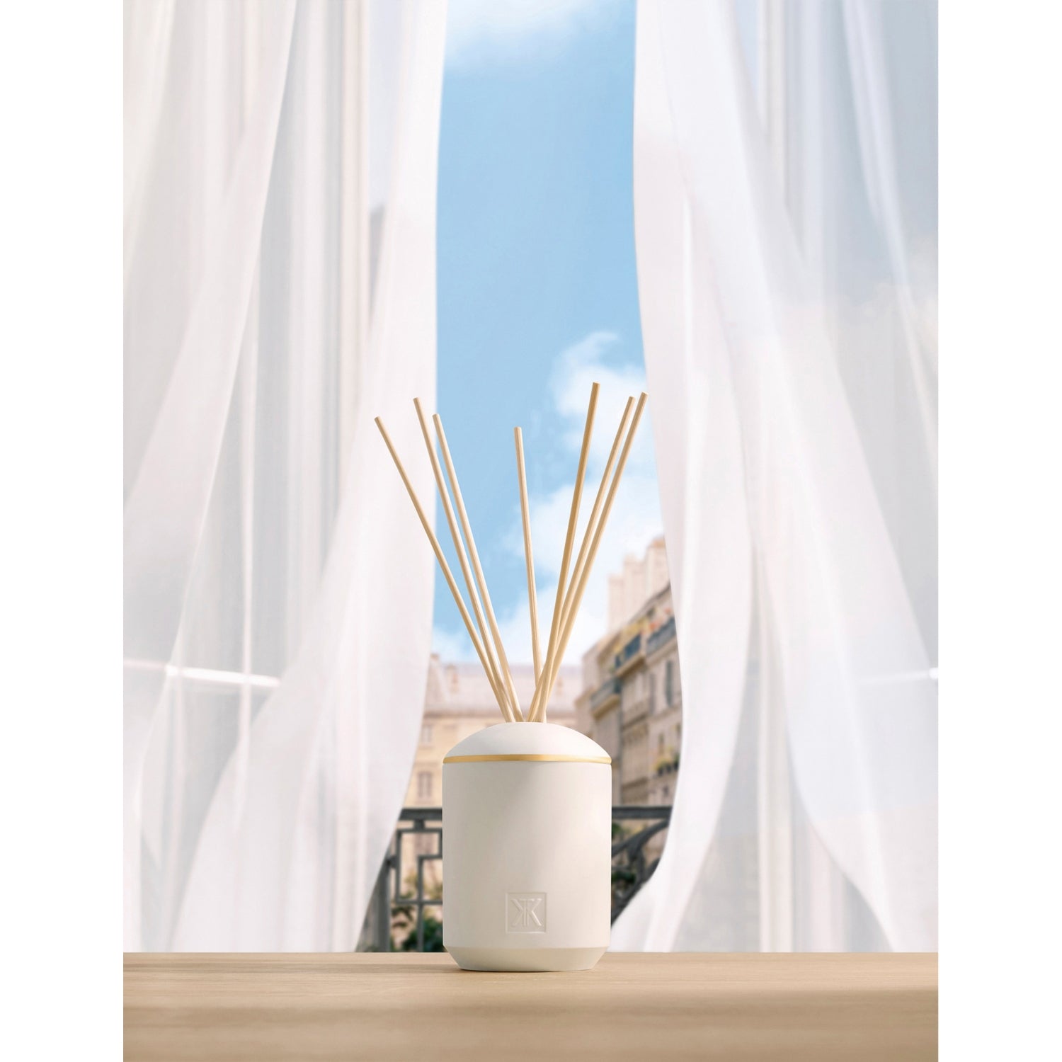 Maison Francis Kurkdjian Aqua Universalis reed diffuser 300ml, UK version