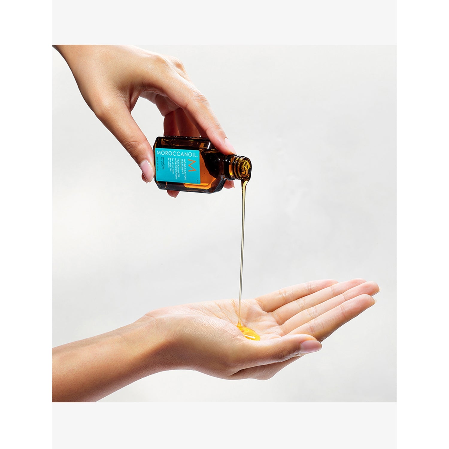 Moroccanoil Repair Discovery Kit hair care set with argan oil treatment, UK version