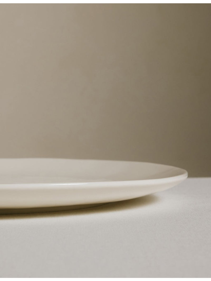 White Company Burnham porcelain dinner plate 27.5cm, UK version