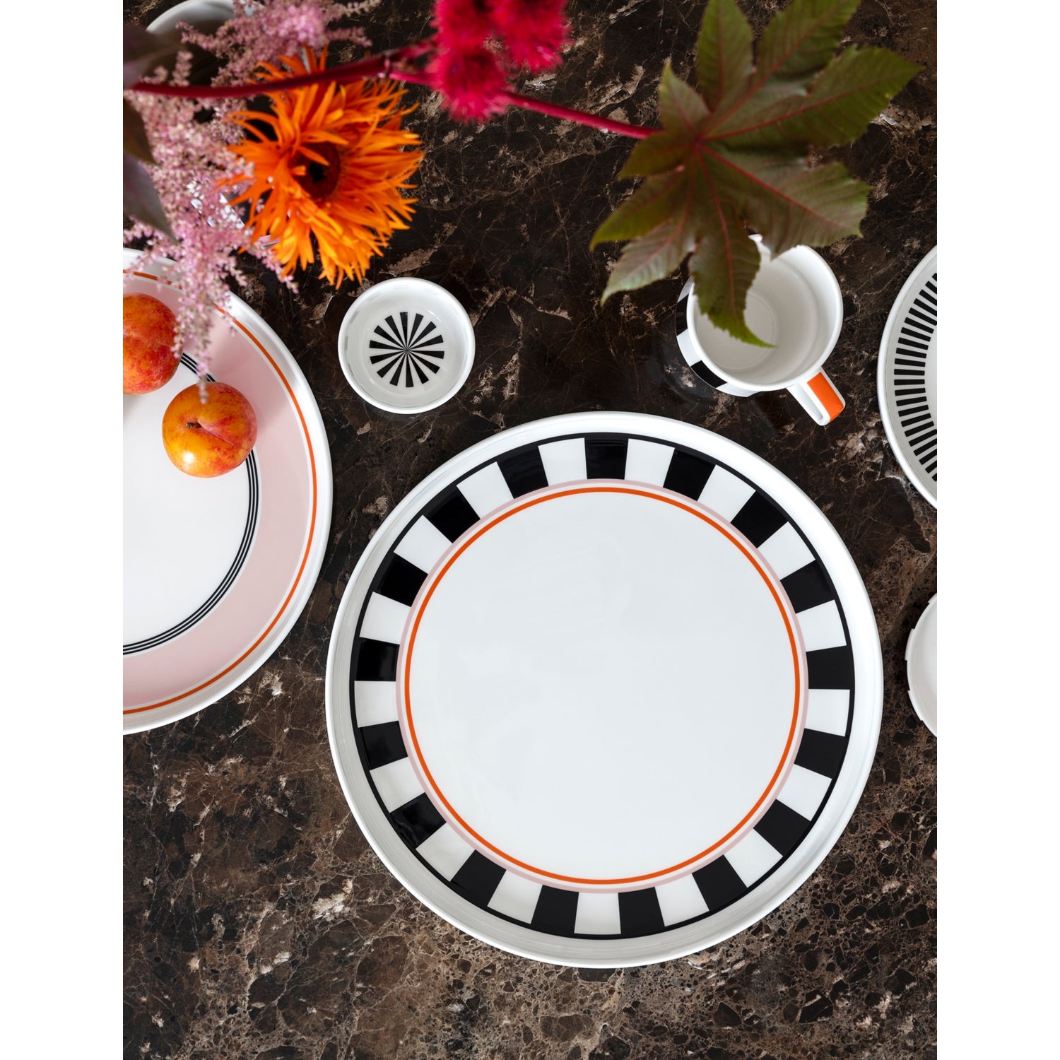 Villeroy & Boch serving platter Memphis collection 33cm (British brand)