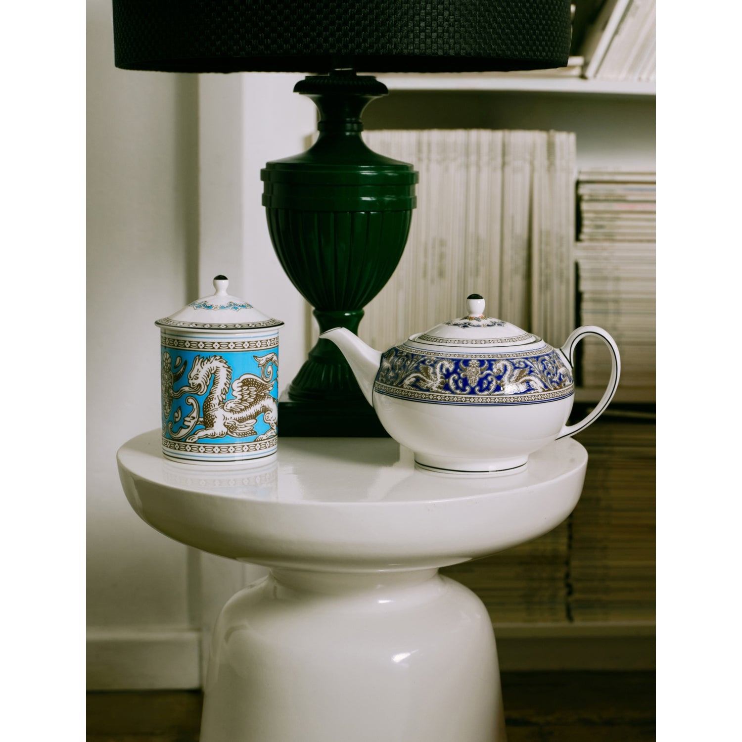 Wedgwood Florentine scented candle 800g - British product