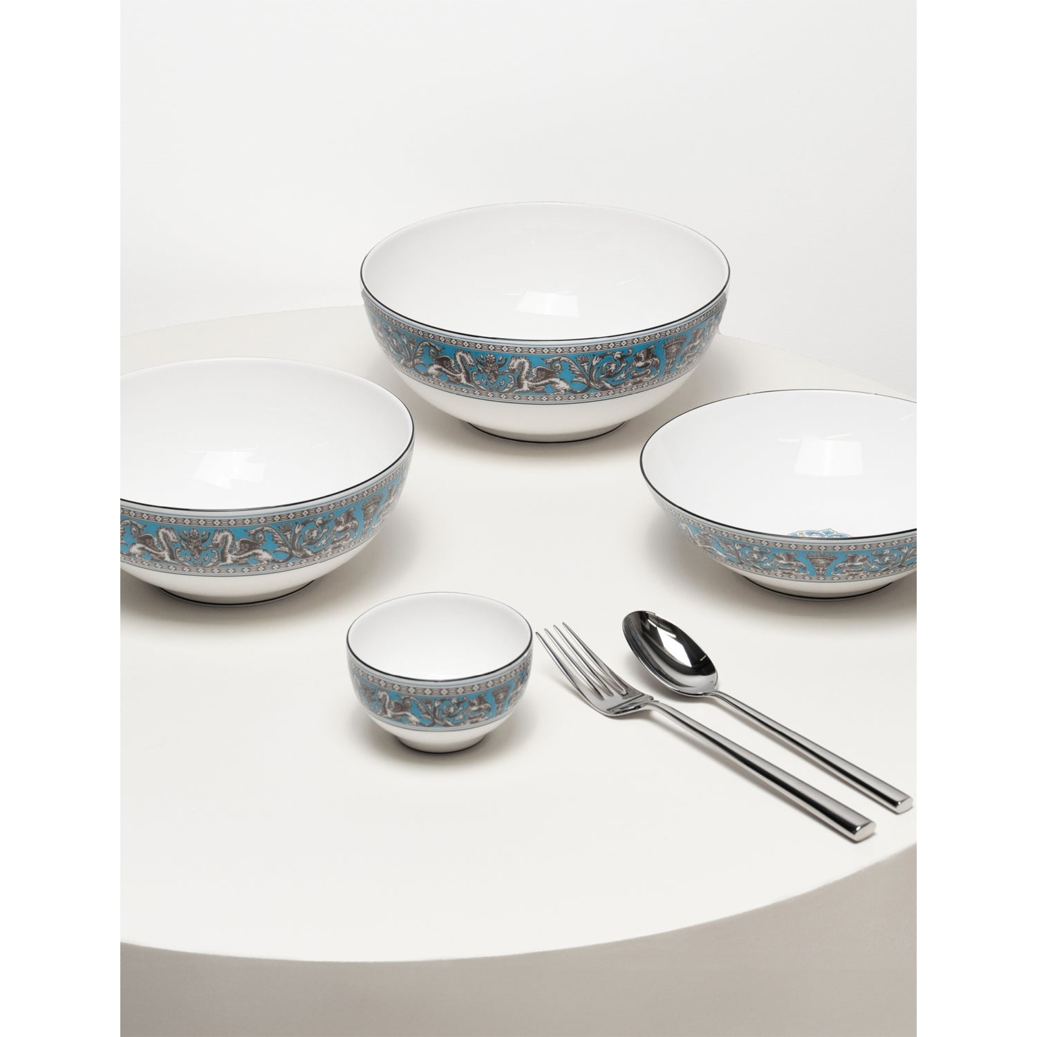 Wedgwood Florentine Turquoise bone china cereal bowl 18cm (British brand)