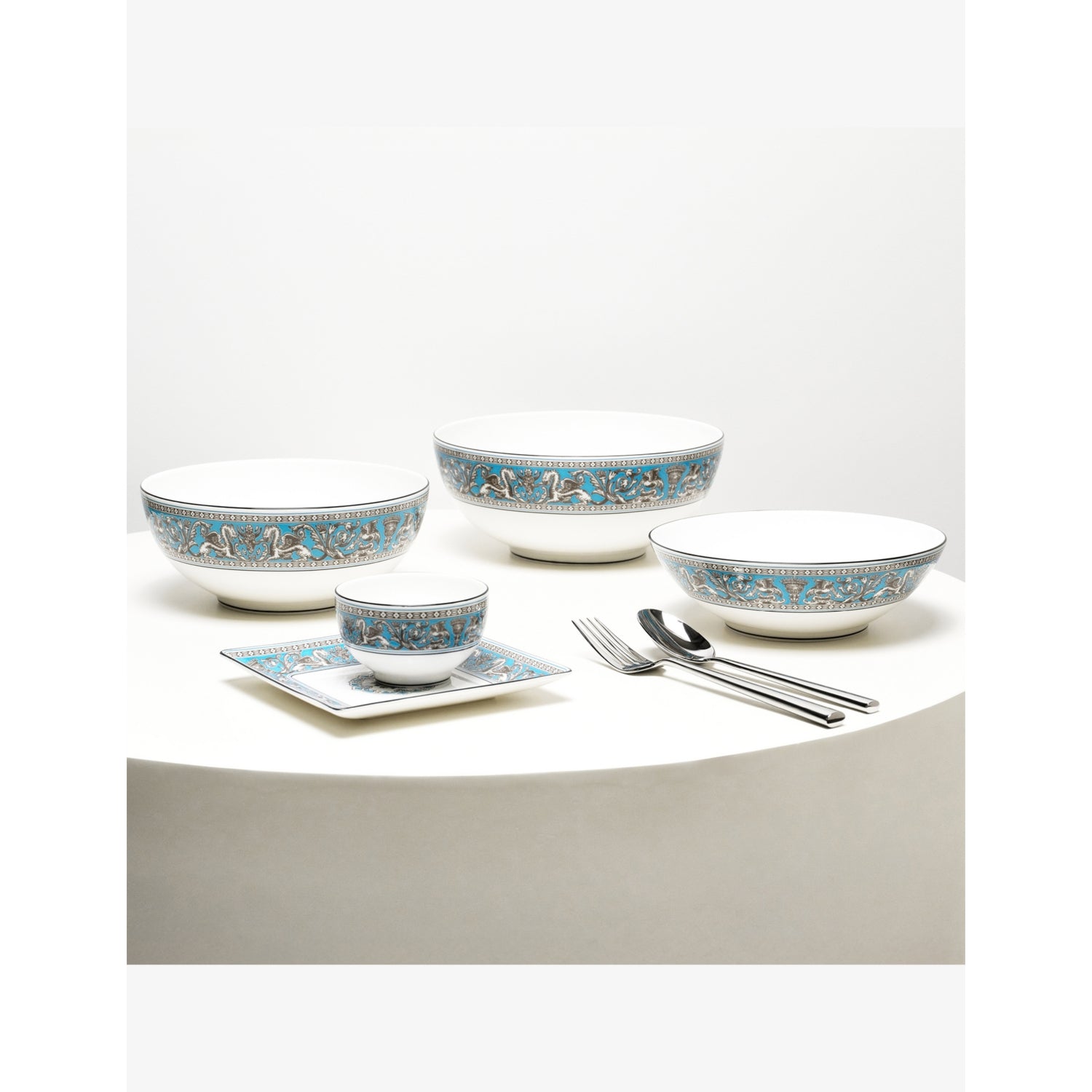 Wedgwood Florentine turquoise bone china teaware set, UK version