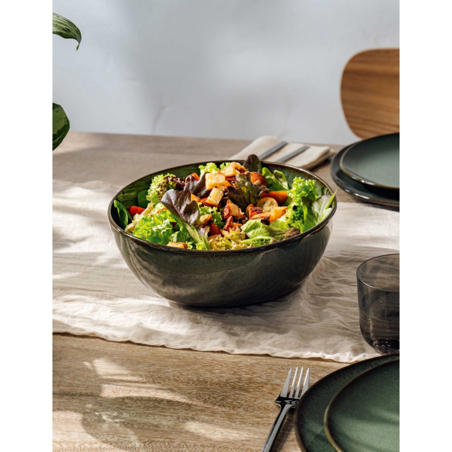 Villeroy & Boch Lave earthenware salad bowl 2200ml, UK version