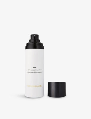 Hourglass Veil Soft Focus setting spray 90ml, imported from the UK