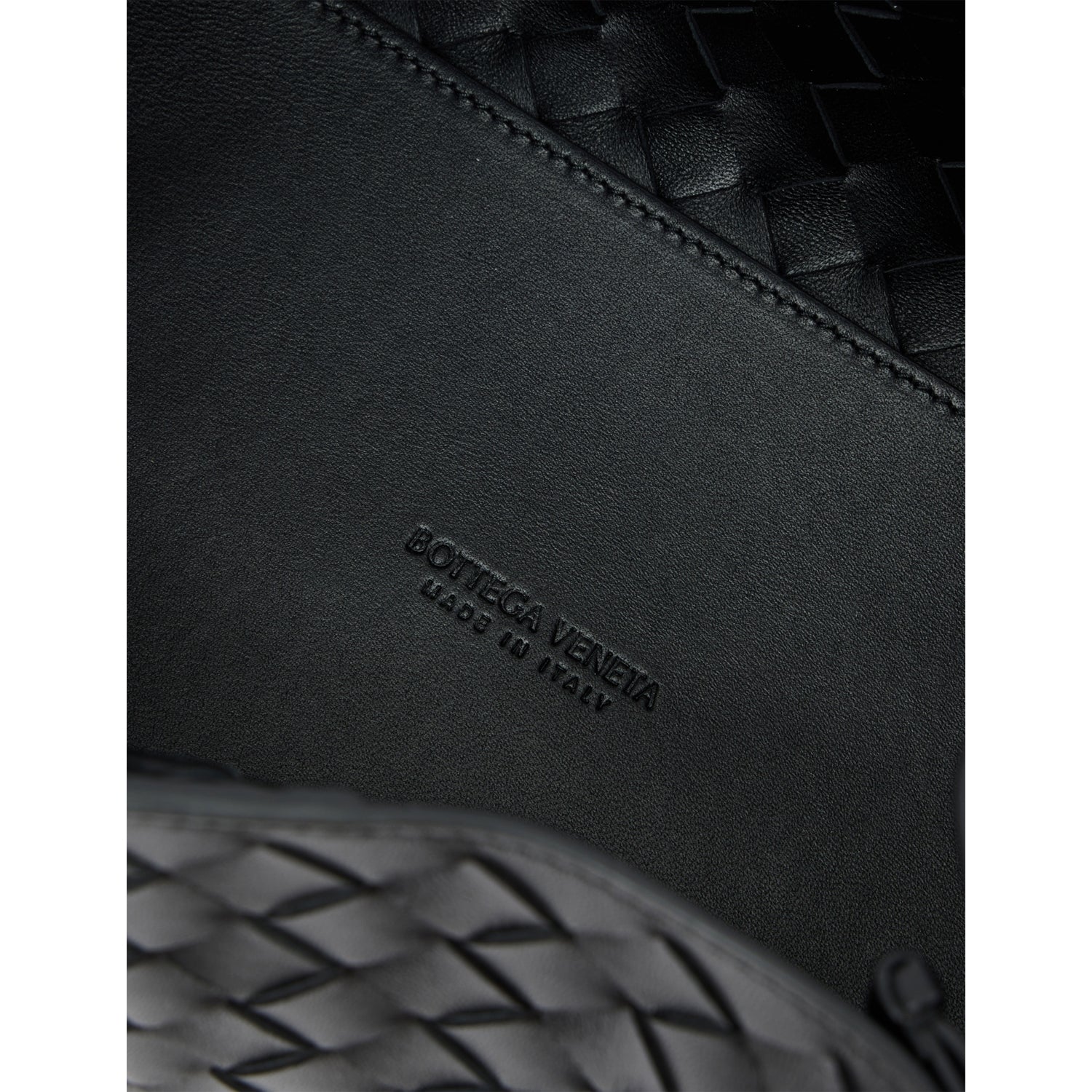 Bottega Veneta Parachute medium leather tote bag, imported from the UK