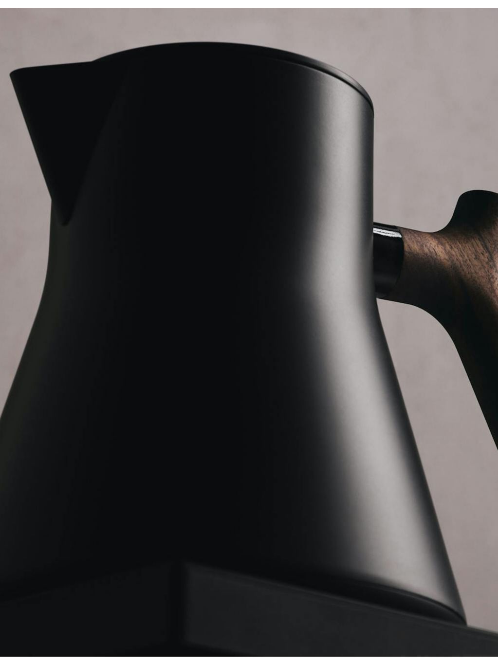 Fellow Corvo EKG Pro electric kettle 900ml (British brand)