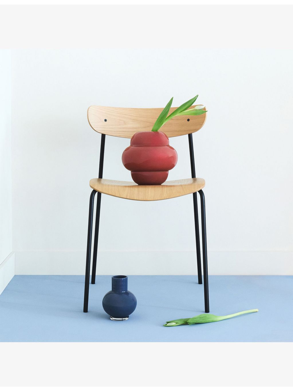 The Conran Shop cherry glass vase 20cm, UK version