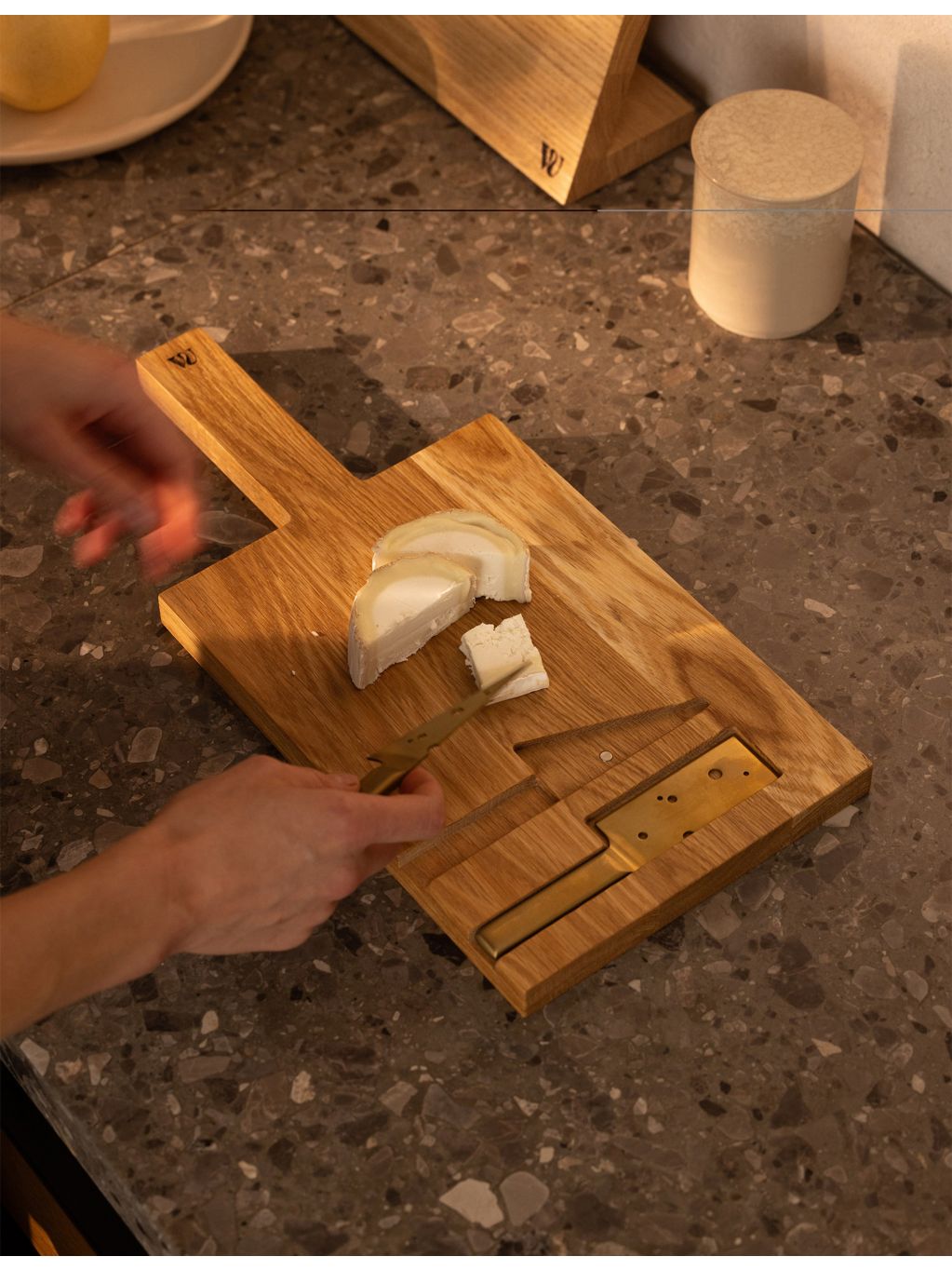 Woodsea cheese board with knives 55cm x 20cm, imported from the UK