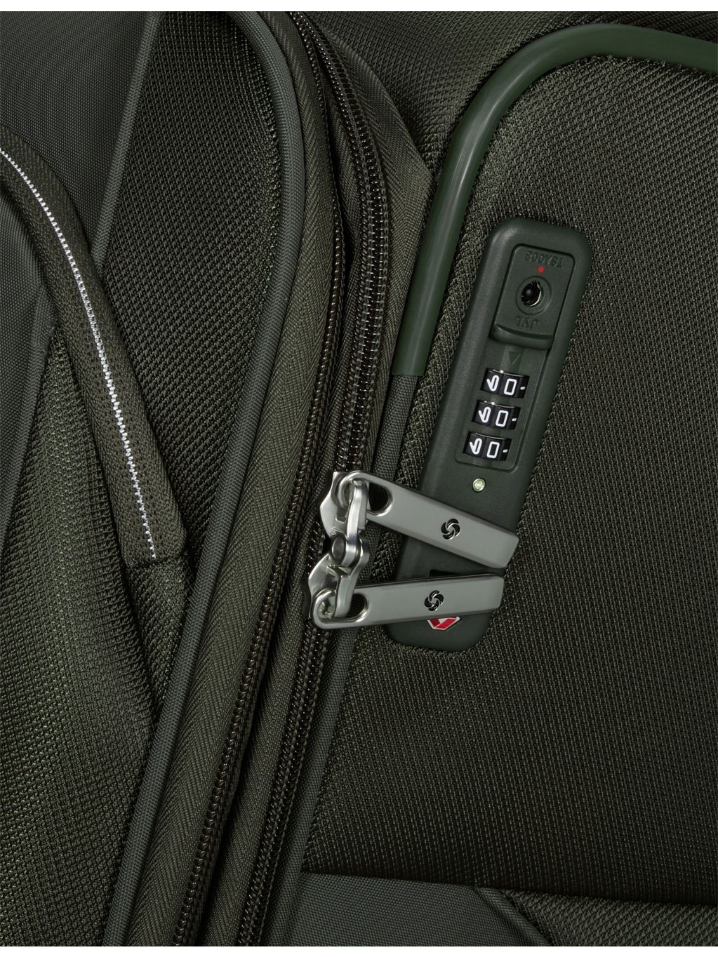 Samsonite Re-Lite spinner 4-wheel polyester suitcase 67cm, UK version