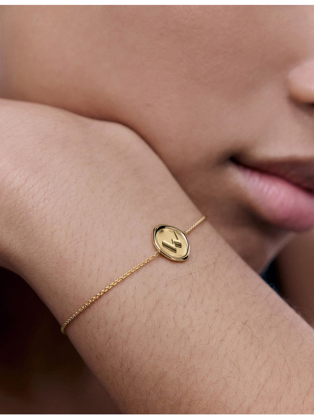Monica Vinader initial W stamp 18ct gold vermeil bracelet - British product