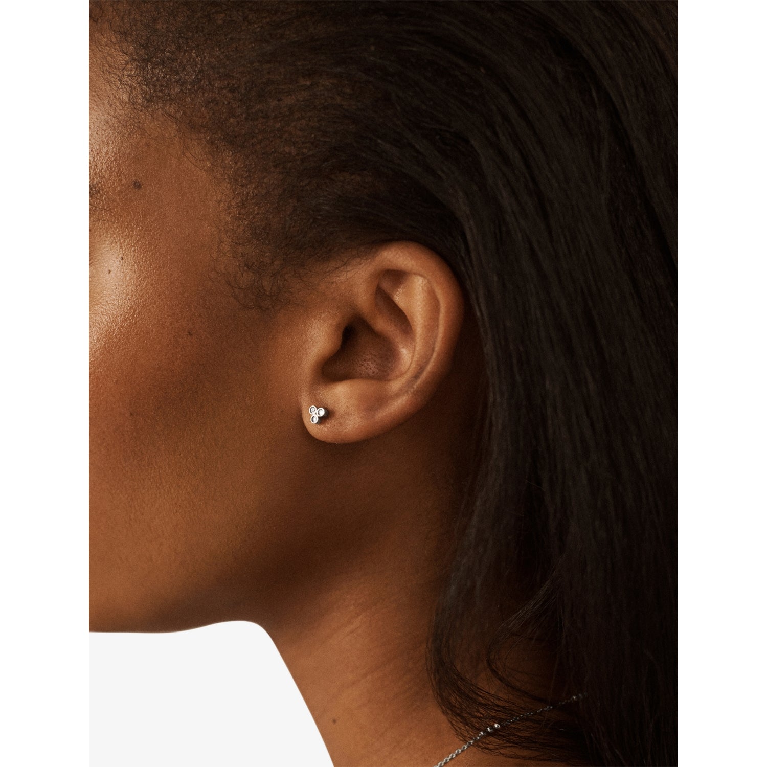 Monica Vinader diamond stud earring 14ct white gold 0.009ct - British product