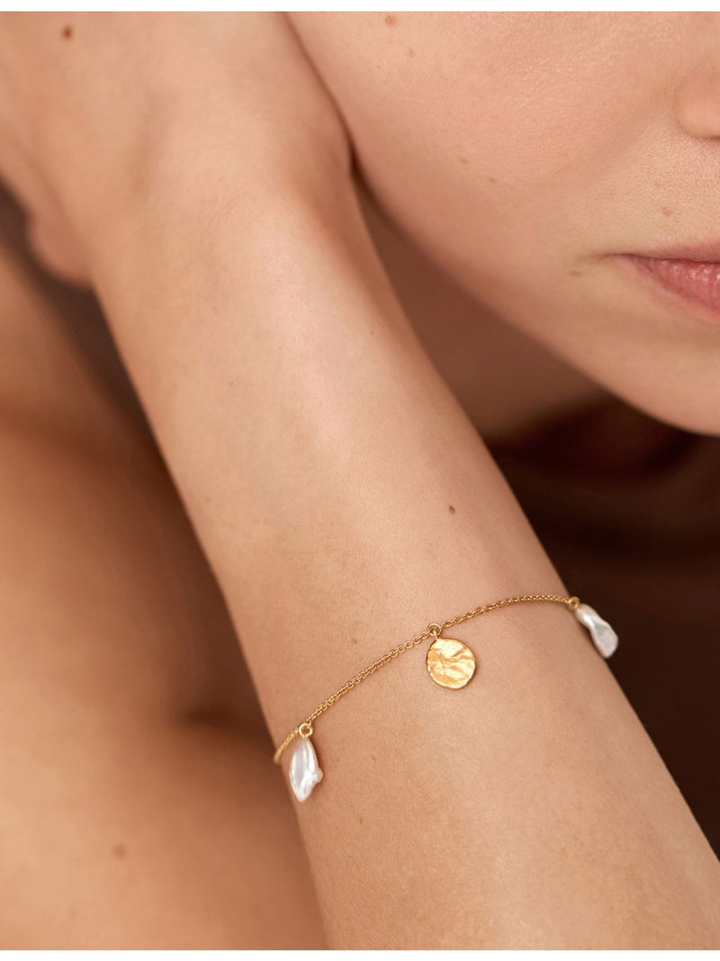 Monica Vinader keshi pearl bracelet 18ct gold vermeil, imported from the UK