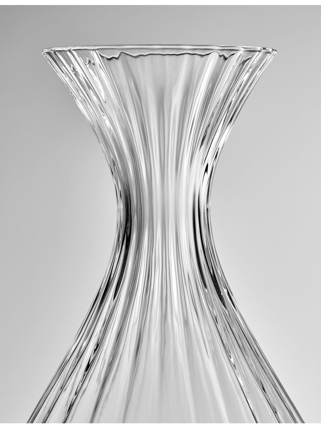 Serax glass carafe Inku collection 25cm - British product