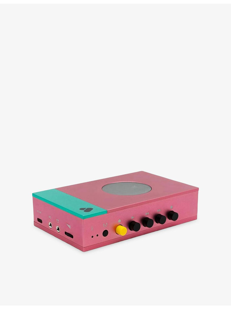 WeAreRewind Edith cassette player with Bluetooth and rechargeable battery, UK version