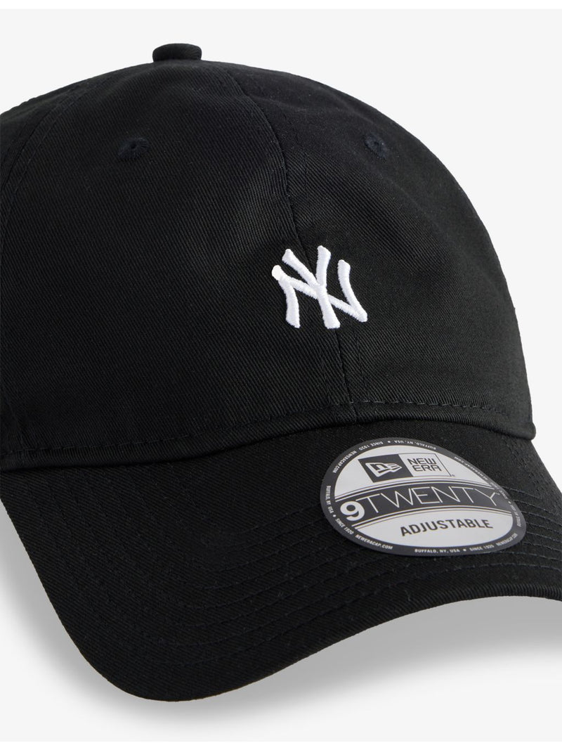 New Era 9TWENTY New York Yankees mini cotton baseball cap (British brand)