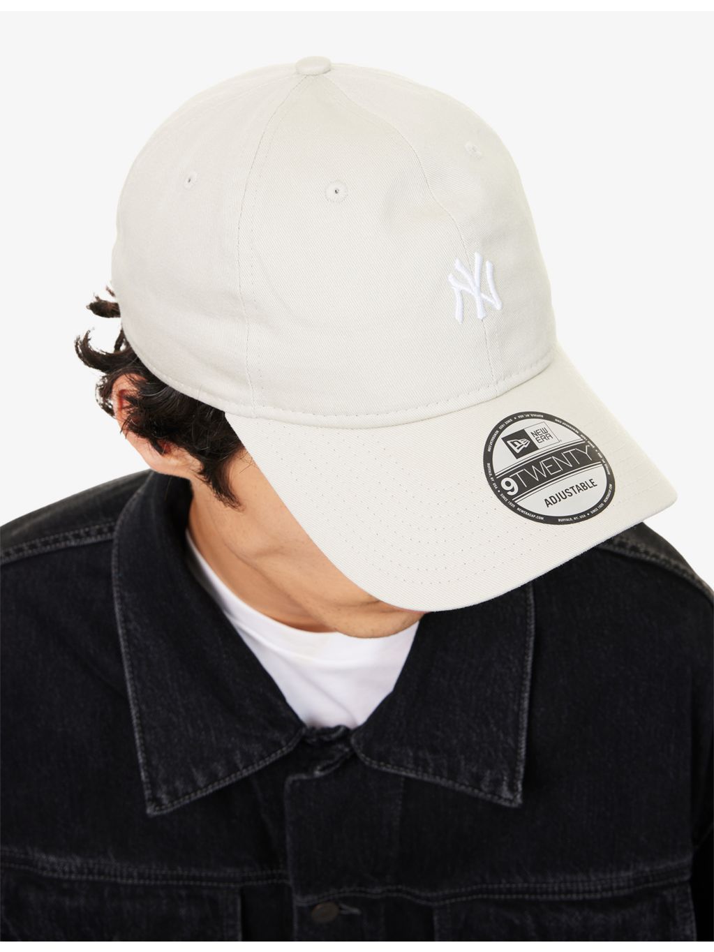 New Era 9TWENTY New York Yankees cotton baseball cap (British brand)