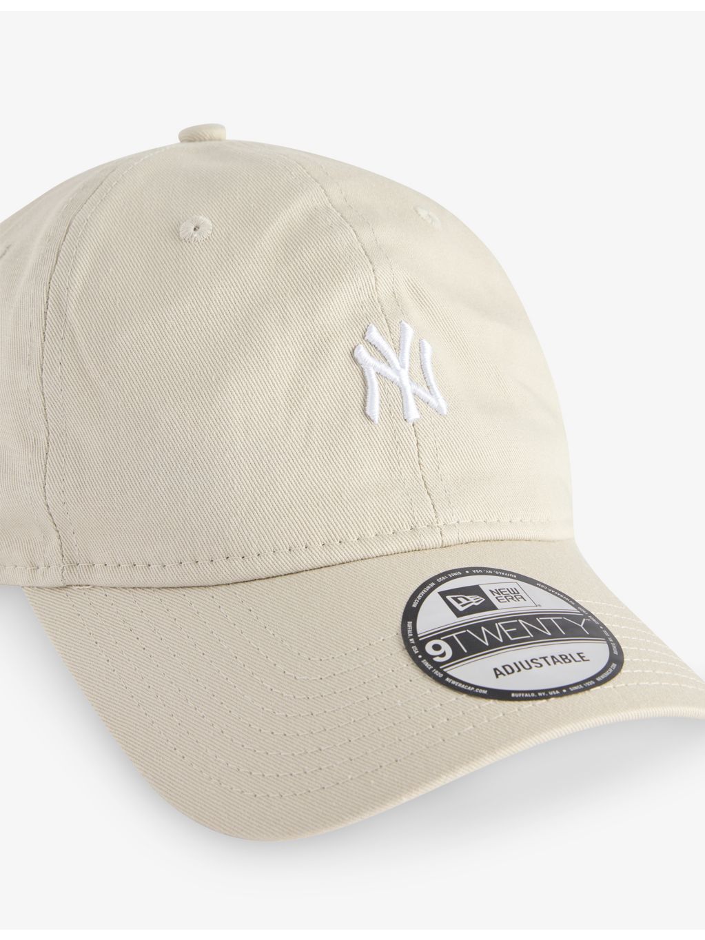 New Era 9TWENTY New York Yankees cotton baseball cap (British brand)