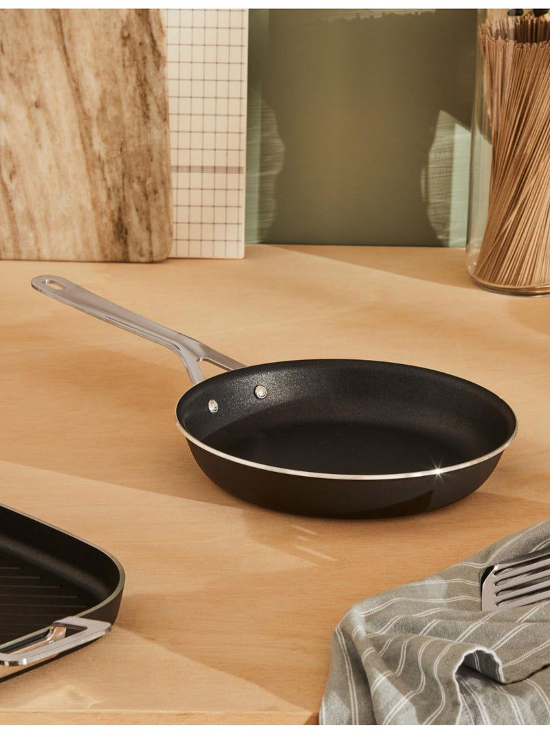Alessi Pots&Pans frying pan 24cm, imported from the UK