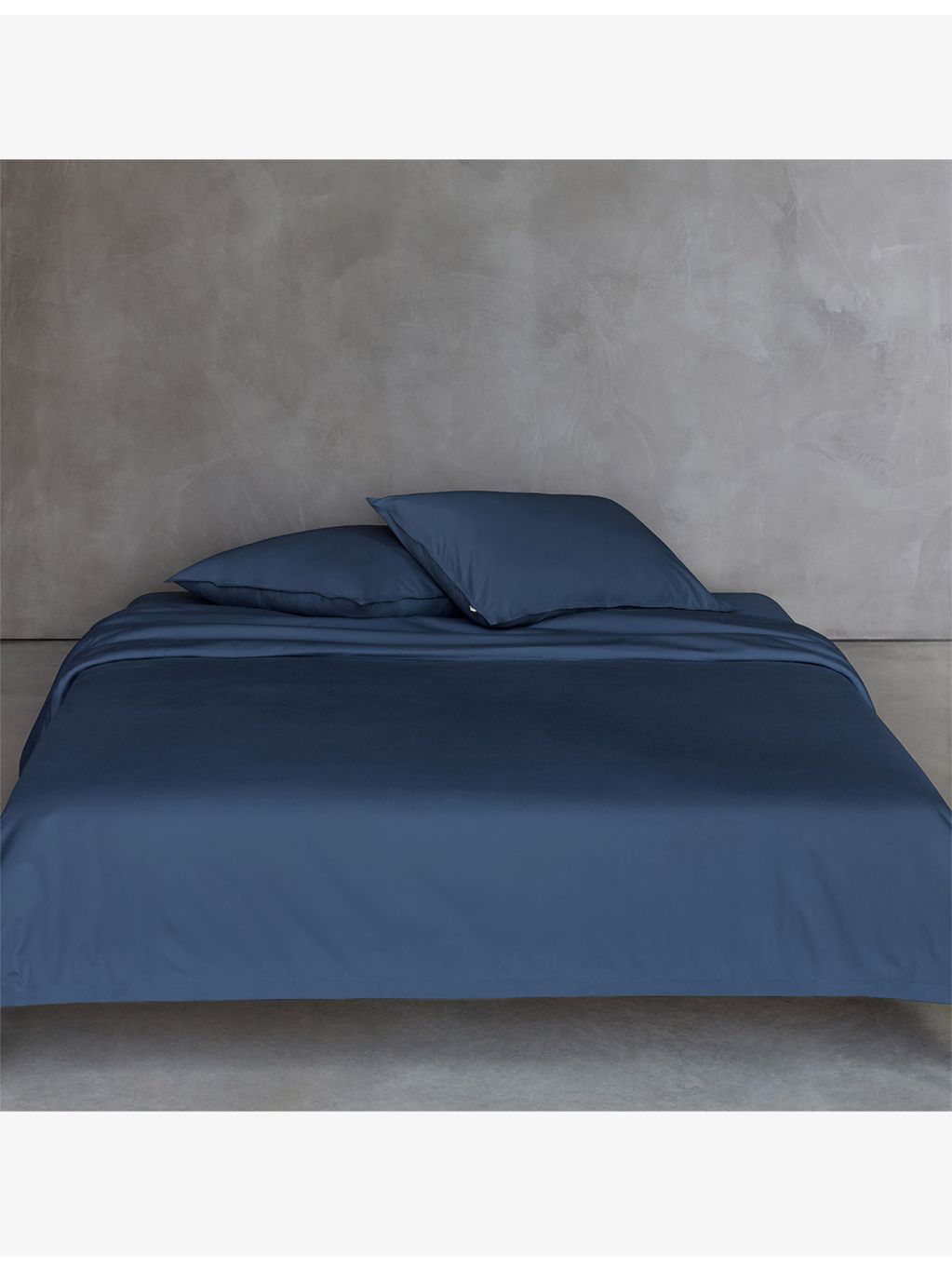 Be Boss Abysse cotton fitted sheet with 200 thread count (British brand)