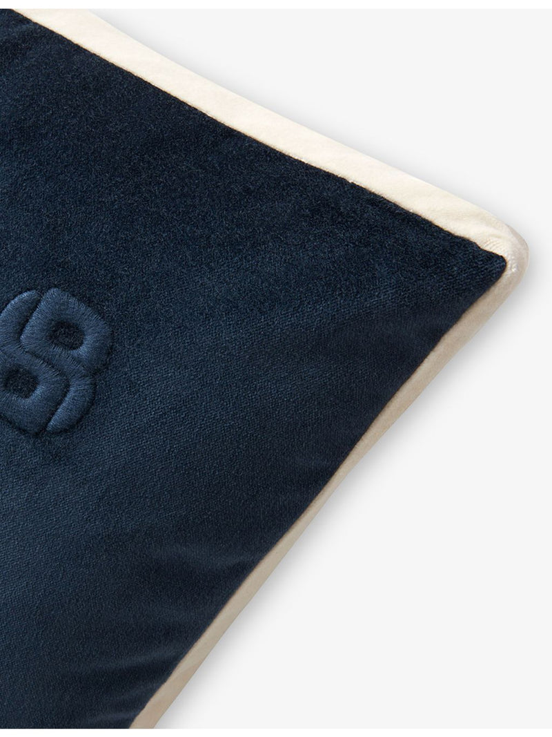 BOSS velvet square cushion cover 43cm - British product