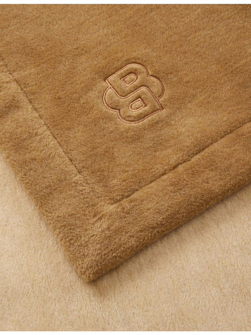 BOSS Reverso logo-embroidered throw 170cm x 130cm - British product