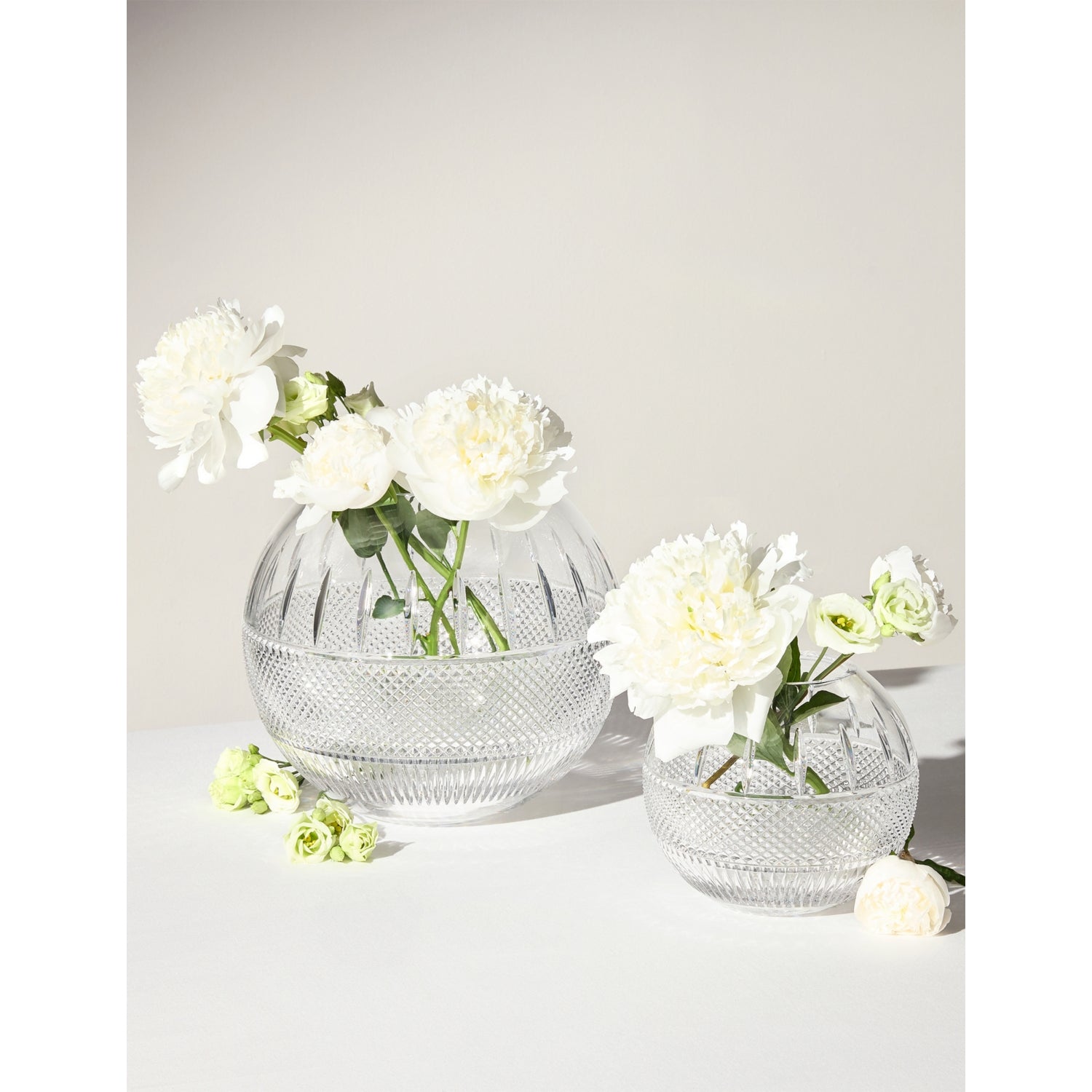 Waterford crystal bowl with Irish Lace Rose pattern 30cm, UK version