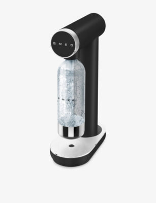 Smeg aluminium and plastic soda maker with Tritan bottle (British brand)