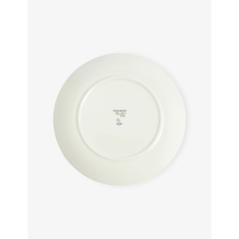 Wedgwood Gio bone china plate 17cm, imported from the UK