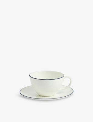 Wedgwood Gio bone china teacup and saucer 260ml, UK version