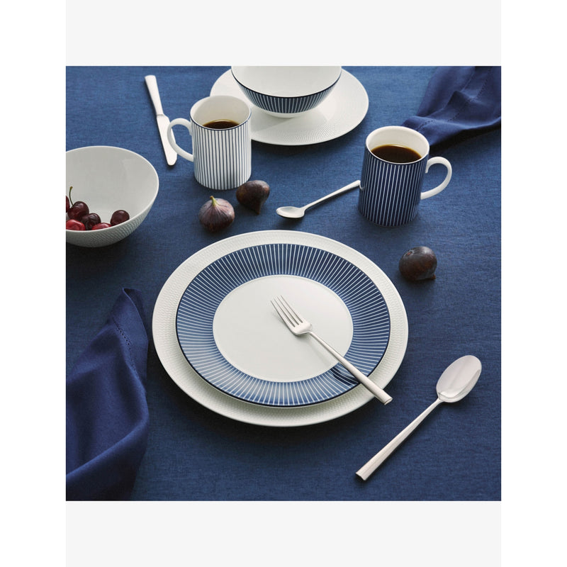 Wedgwood Gio pinstripe bone-china plate 24cm - British product